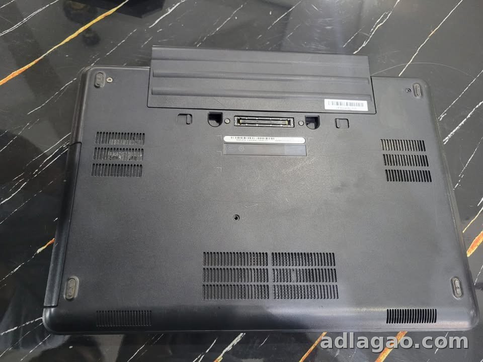 Dell Latitude E5440 | Core i5 4th Gen | 8GB RAM | 112GB SSD + 500GB HDD | 2GB Nvidia Graphics — 5