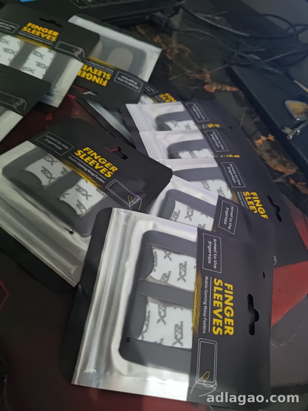 🔥 Premium Gaming Finger Sleeves – Pack of 5 Pairs | PUBG & Free Fire | Only Rs. 1,250 — 5